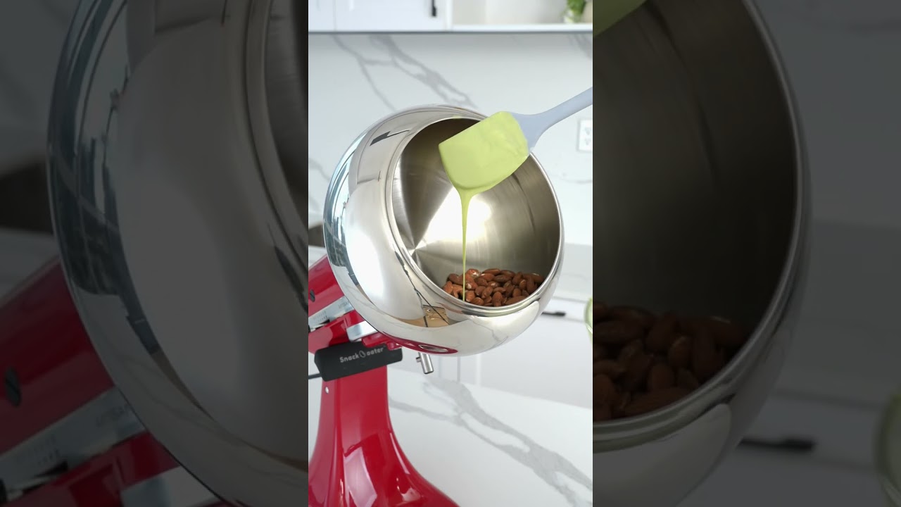 🍵 Matcha Chocolate Almonds #matcha #chocolate #recipe #aieve #dragee