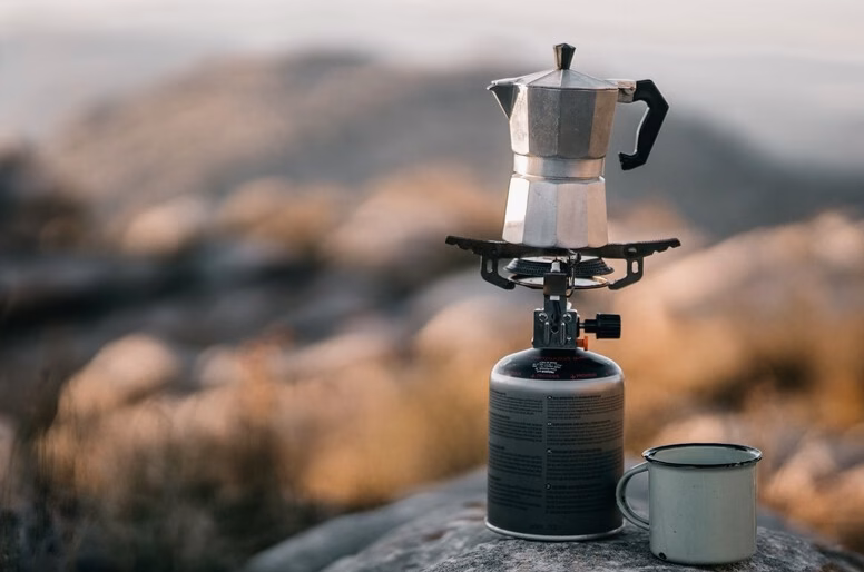 Pourquoi le goût de votre café change-t-il lorsqu’on le savoure au sommet d’une montagne ?